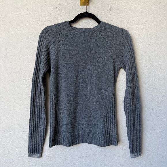 Naadam 100% Cashmere Gray Ribbed Sleeve Sweater Size S - Picture 2 of 6